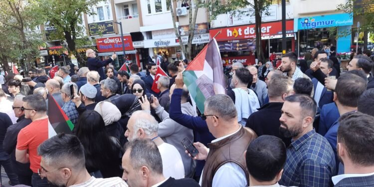 Büyük Filistin Yürüyüşünde; Kocaeli Kükredi.