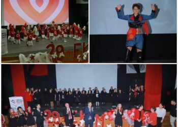 YAHYA KAPTAN KOLEJİ CUMHURİYETİ MUHTEŞEM BİR BALO İLE COŞKUYLA KUTLADI