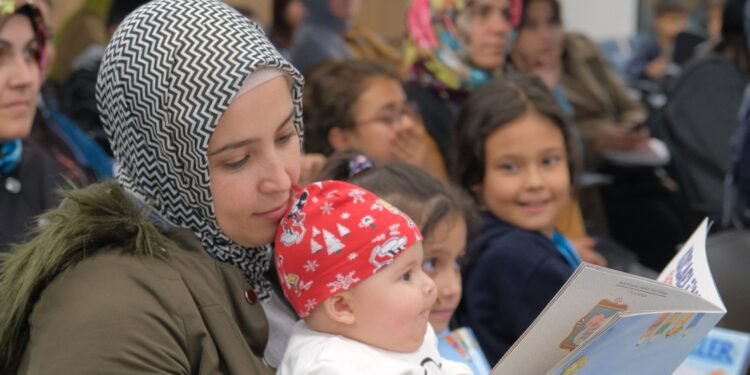 çocukların yazdıkları öyküler var
