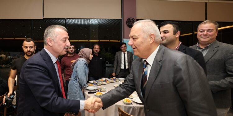 her zaman yanınızda olacağız”