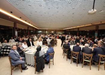 her zaman yanınızda olacağız”