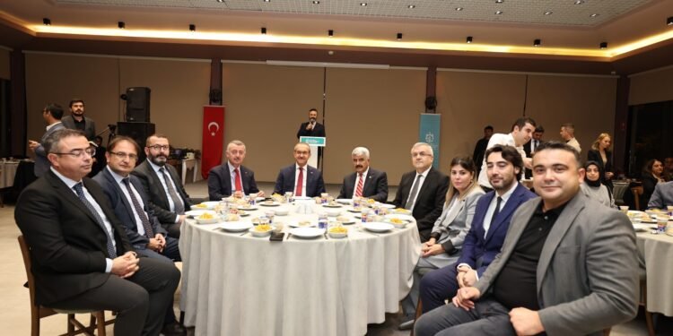 her zaman yanınızda olacağız”