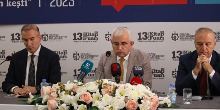 Kitap Fuarı 13. kez açıldı