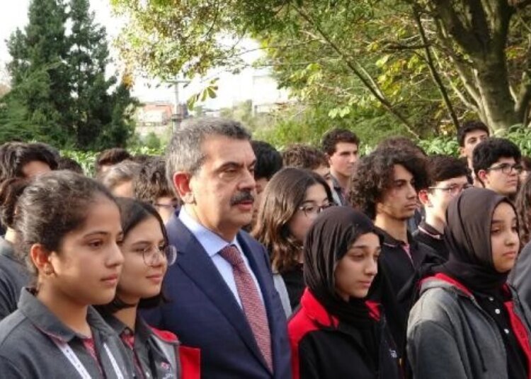Bakan Tekin, Gebze’de Bilim ve Sanat Merkezi’nin Açılışına Katıldı