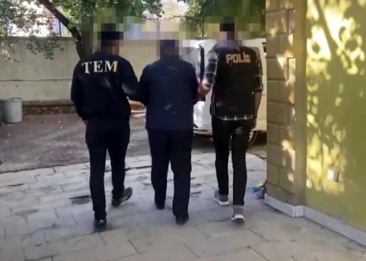 FETÖ/PDY Terör Örgütüne Operasyon: 9 Şüpheli Gözaltına Alındı