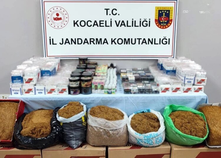 Gölcük’te Kaçak Sigara Operasyonu