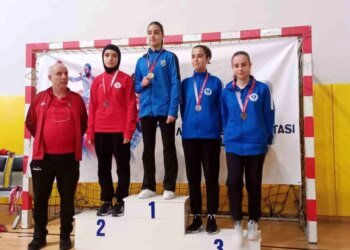 Körfez Gençlerbirliği Spor Kulübü Karate Şampiyonasında 21 Madalya Kazandı