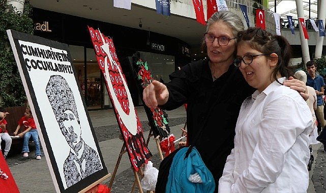 Özel bireylerden 100 yılda anlamlı etkinlik