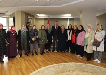 Kandıralı üreten kadınlardan Başkan Büyükakın’a ziyaret