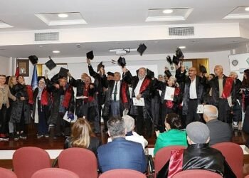 Ankara Üniversitesi ’50+ Hayat Okulu’ ilk mezunlarını verdi