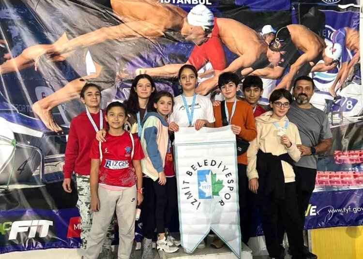 İzmit Belediyesi Yüzme Takımı Türkiye Şampiyonası finallerine katılacak
