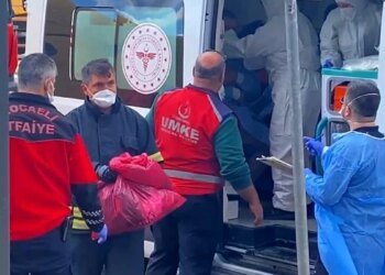 Kargo Şubesinde Kimyasal Sızıntı: 12 Çalışan Hastaneye Sevk Edildi