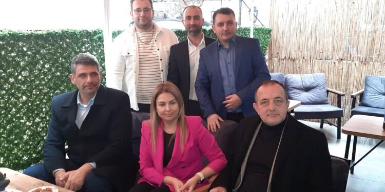 Pizza Storm Kartepe Şubesi; FSM Açıldı..