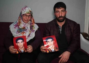 23 Yıldır Haber Alınamayan Oğlunu Arayan Baba Kansere Yenik Düştü