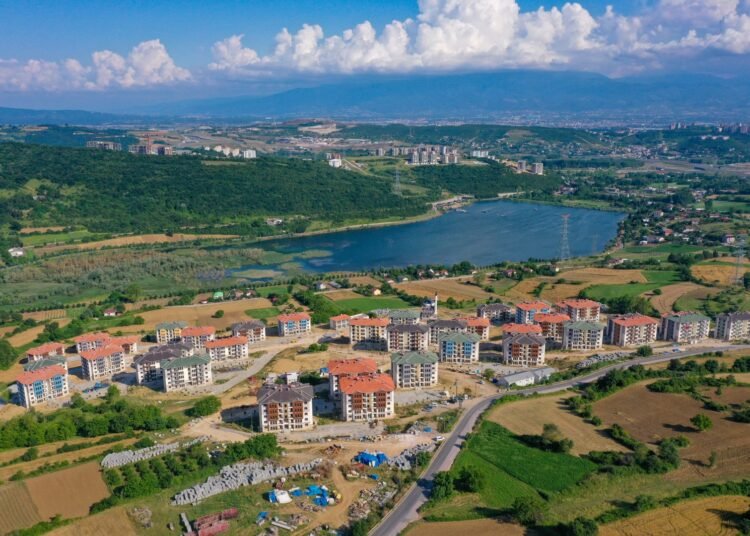 “İnşaat ruhsatı ve iskân belgesi düzenleme dışında herhangi bir yetkimiz yoktur”