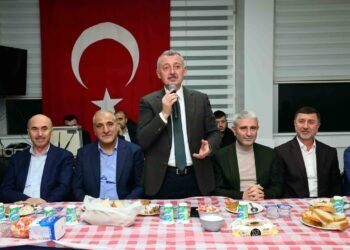 Başkan Büyükakın: Metromuzun araçları raylara indi