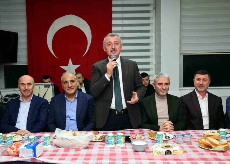 Başkan Büyükakın: Metromuzun araçları raylara indi