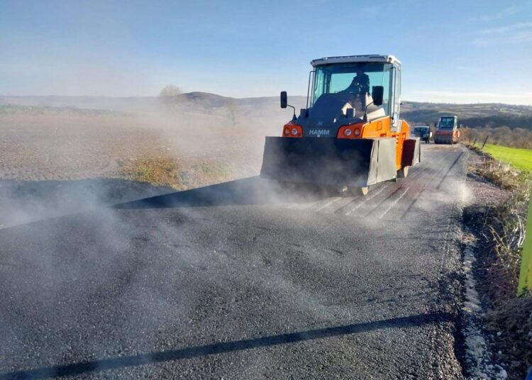Kandıra Akçakese-Boşnaklar yolu asfaltlandı