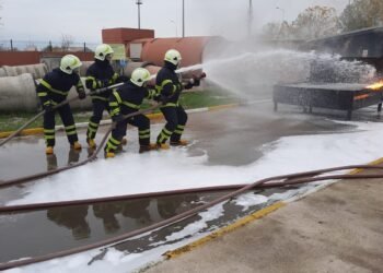 Kocaeli İtfaiyesi’nden hayat kurtaran eğitimler