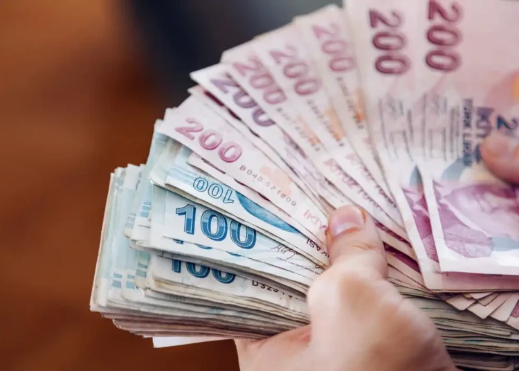 Yeni asgari ücret açıklandı (2024 asgari ücret zammı belli oldu)