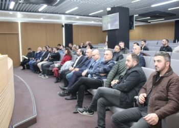 KÖRFEZ TİCARET ODASI’NDA KOSGEB DESTEKLERİ İLE İLGİLİ BİLGİLENDİRME TOPLANTISI GERÇEKLEŞTİRİLDİ