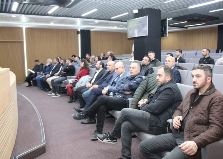 KÖRFEZ TİCARET ODASI’NDA KOSGEB DESTEKLERİ İLE İLGİLİ BİLGİLENDİRME TOPLANTISI GERÇEKLEŞTİRİLDİ