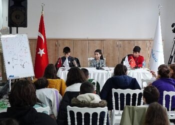 Beylikdüzü çocuk meclisi ilk toplantısını yaptı