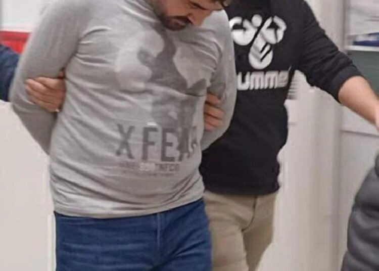 Boşanma aşamasındaki eşini ve kayınpederini öldüren sanık için 2 kez ağırlaştırılmış müebbet talebi