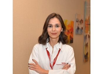 Kışın Gözde Meyvesi Narın Sağlığa 9 Faydası