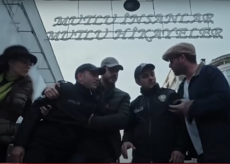 KARTEPE’NİN STARI ARKA SOKAKLAR’DA