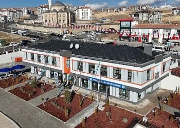 Ardıçlı aile sağlığı merkezi ve millet kıraathanesi açıldı