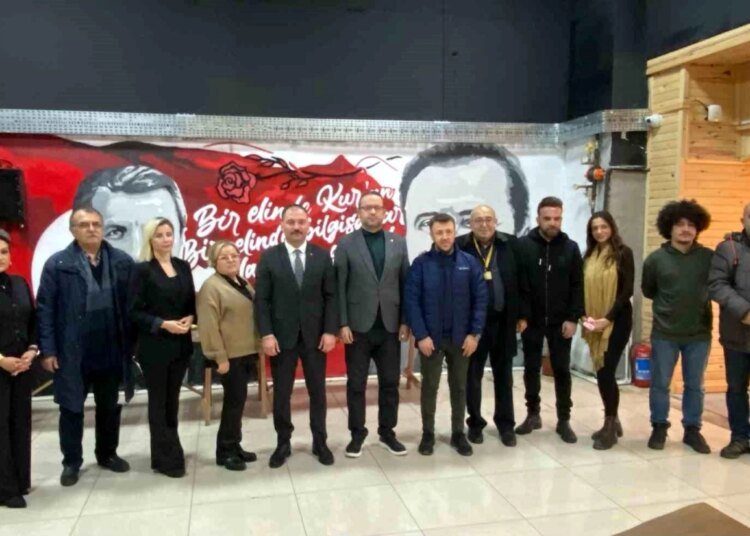 BBP Kocaeli İl Koordinatörü Metehan Küpçü, Ücretsiz Yemek Dağıtılan Aşevini Basın Mensuplarına Tanıttı