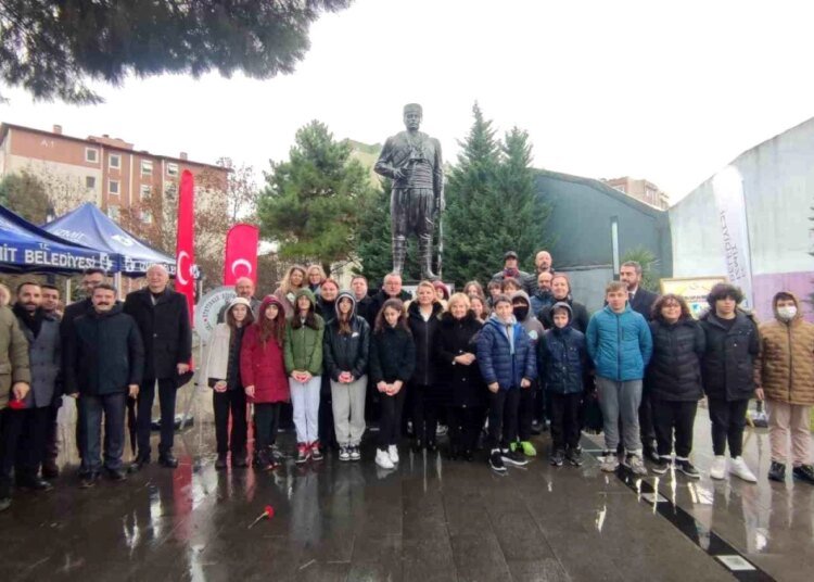 İzmit Belediyesi, Milli Mücadele Kahramanı Yahya Kaptan’ı Anma Töreni Düzenledi