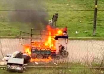 Kartepe’de Kağıt Toplayıcısının Motosikleti Alev Alev Yandı