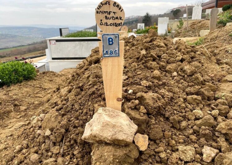 Kocaeli’de Aldattığı İddiasıyla Öldürülen Kadının Eşi İçin Rapor Talebi