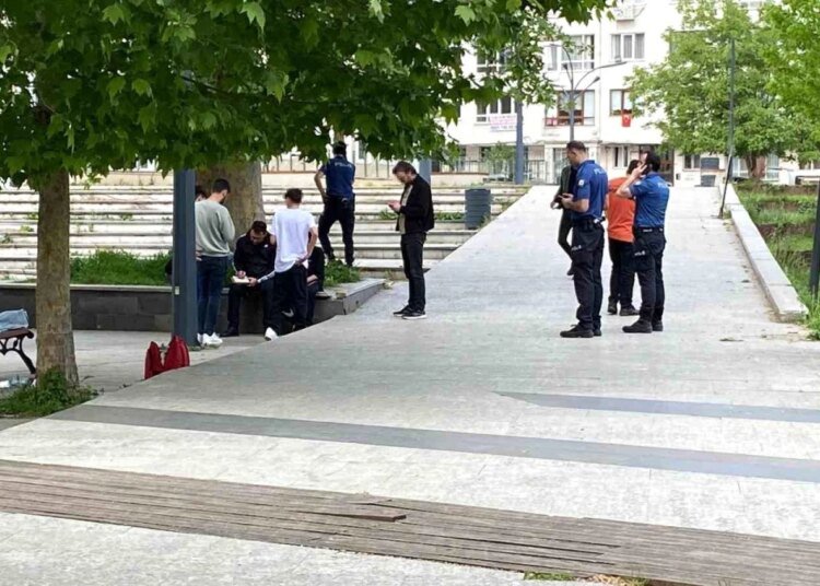 Kocaeli’de Kavga Sonucu Lise Öğrencisi Hayatını Kaybetti