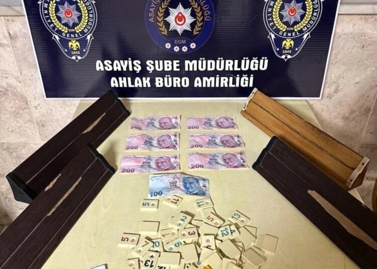 Kocaeli’de Kumar Operasyonu: İş Yerinde Kumar Oynatan Kişiye Adli İşlem, 4 Şahsa İdari Para Cezası