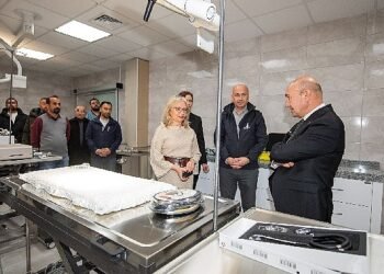Türkiye’nin en modern ve kapsamlı sokak hayvanları hastanesi İzmir’de açılıyor