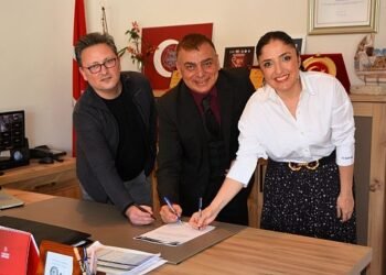 EÜ İletişim Fakültesi ile Güzel Sanatlar Tasarım ve Mimarlık Fakültesi arasında akademik iş birliği