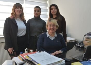 Genç iletişimcilerden “Miniklerle İletişim Atölyesi” projesi