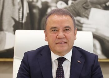 Başkan Muhitin Böcek 8 Mart Dünya Kadınlar Günü Mesajı