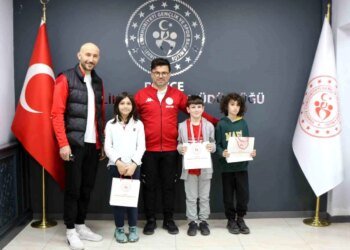 Düzceli Sporcular Gençlik ve Spor Müdürü’nü Ziyaret Etti