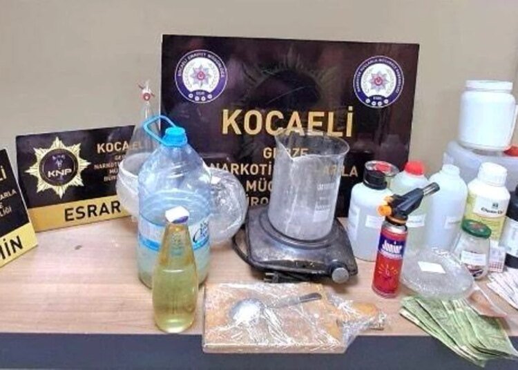 Gebze’de Uyuşturucu Operasyonu: 3 Tutuklama
