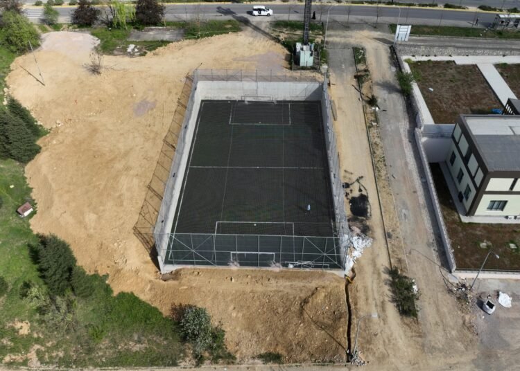 Ayazma Mahallesi futbol sahasinda sona gelindi 6