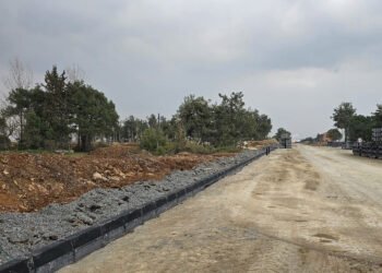 Buyuksehirden Gebze Millet Bahcesine 5 km yol 1