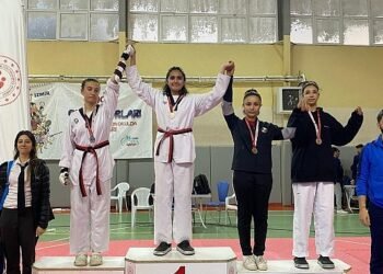 Sporda Bayraklı farkı!