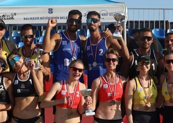 2024 TVF U20 Kulüpler Türkiye Şampiyonası Voleybol Kadınlar ve Erkekler plaj voleybolu Balkan şampiyonası Ödül Töreni Ören Plajı’nda yapıldı