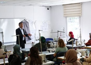 Çankaya Belediyesi kadınlara E-ticaret eğitimi desteği de veriyor