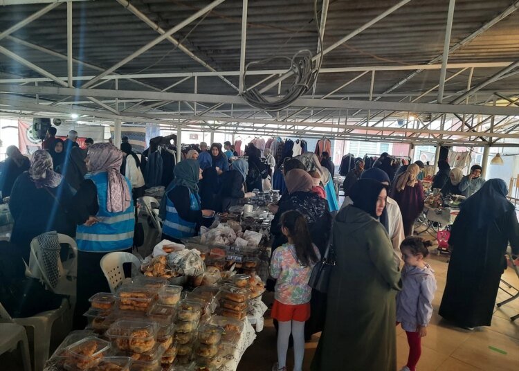 Gölcük’te Filistinlilere Yardım Kermesi Düzenlendi
