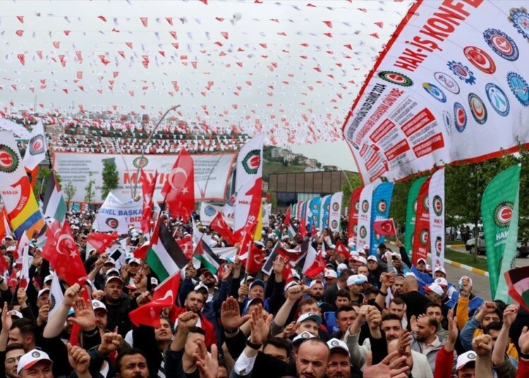 HAK-İŞ Genel Başkanı Mahmut Arslan, Toplu Pazarlık ve Sendikal Haklar İçin Çağrı Yaptı